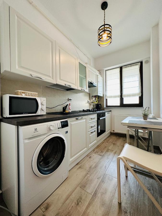 Luxury Studios Iasi Luaran gambar